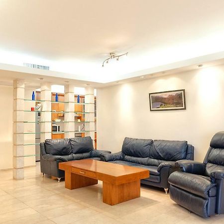 Apartment In Amdar Residence エイラート エクステリア 写真