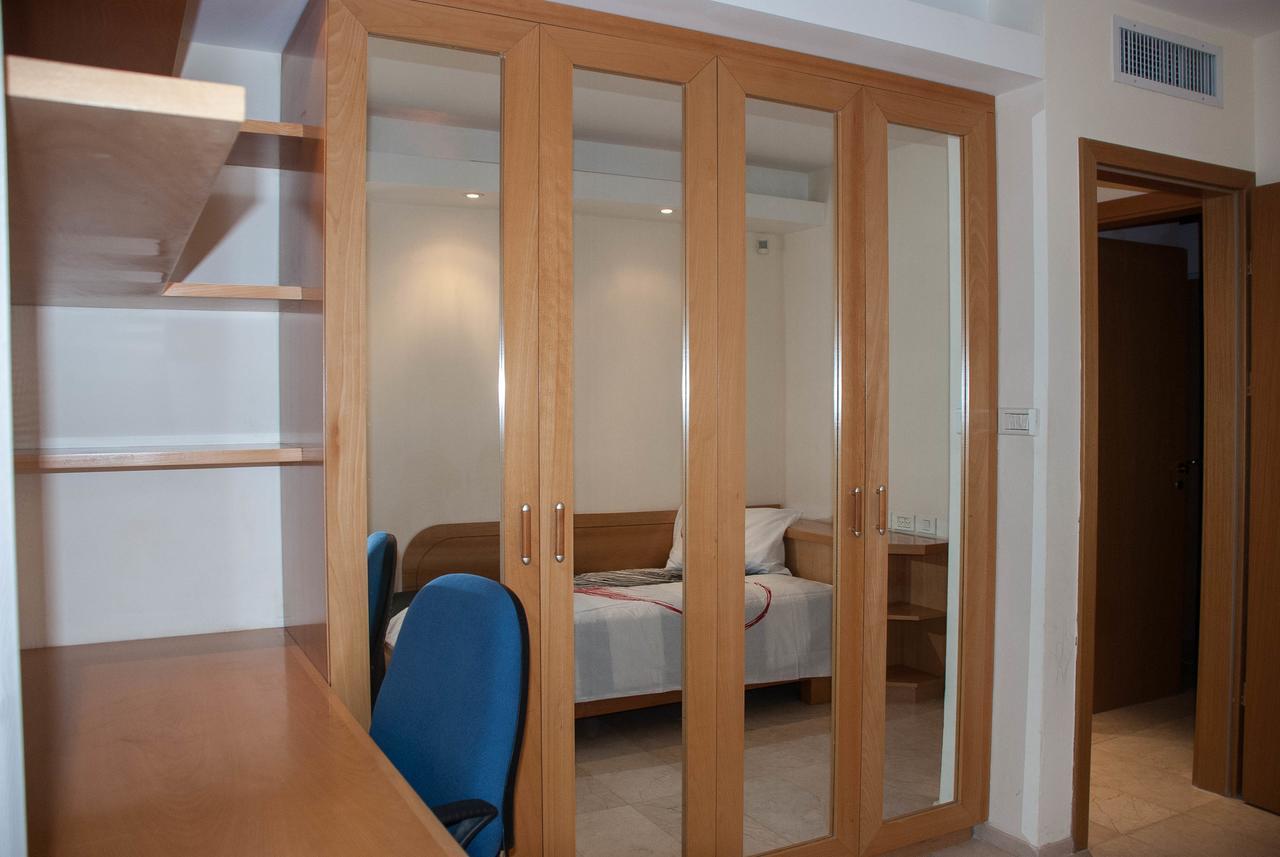Apartment In Amdar Residence エイラート エクステリア 写真