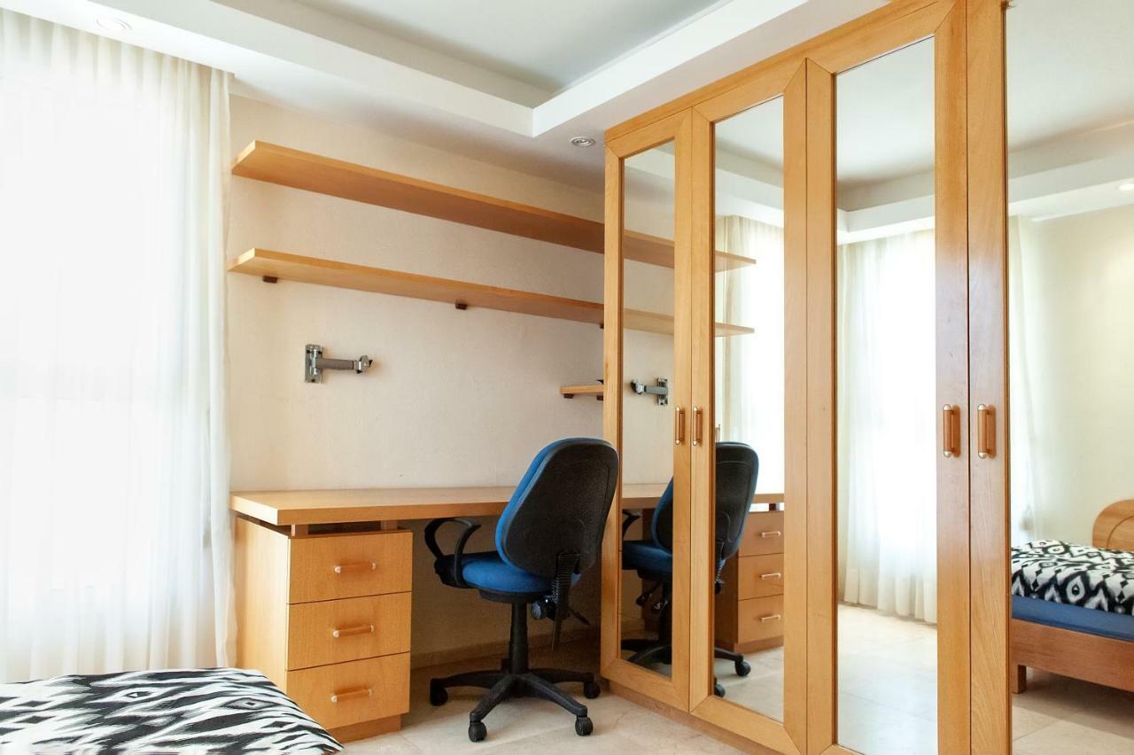 Apartment In Amdar Residence エイラート エクステリア 写真